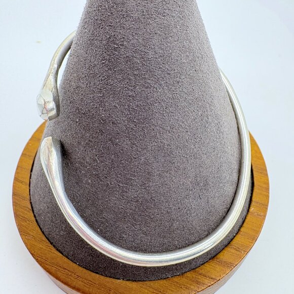 VTG Solid Sterling Silver 925 Teardrop Open Cuff Bracelet Size 7.5" Fit - Picture 5 of 10